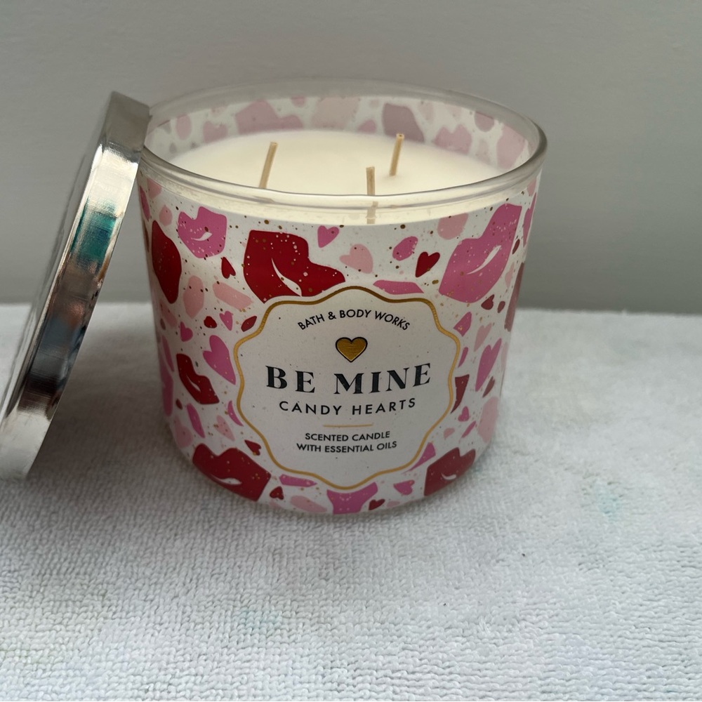 RARE Candy Hearts 3 wick